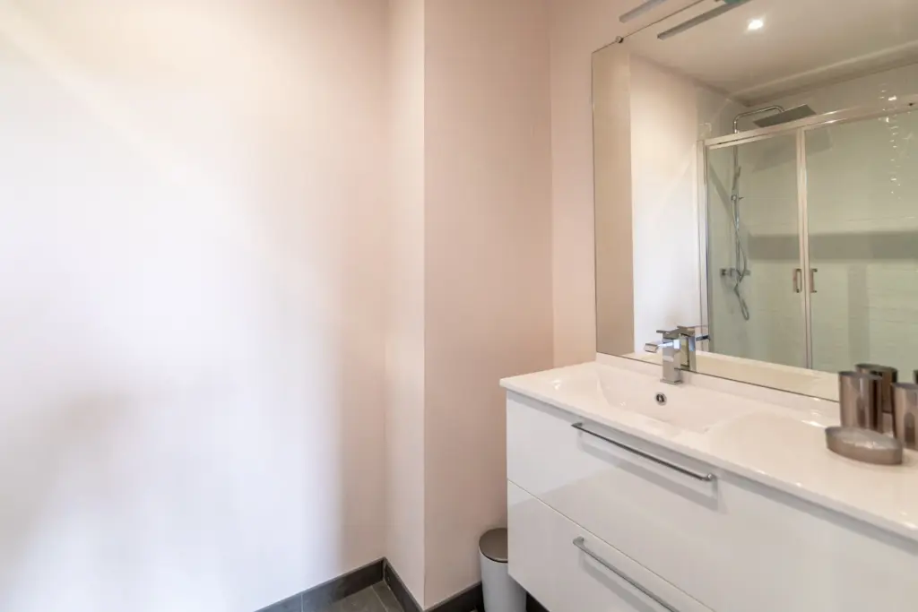 Hebergement à louer cure thermal proche neris les bains Location appartement pour curiste cure thermal Néris-les-Bains