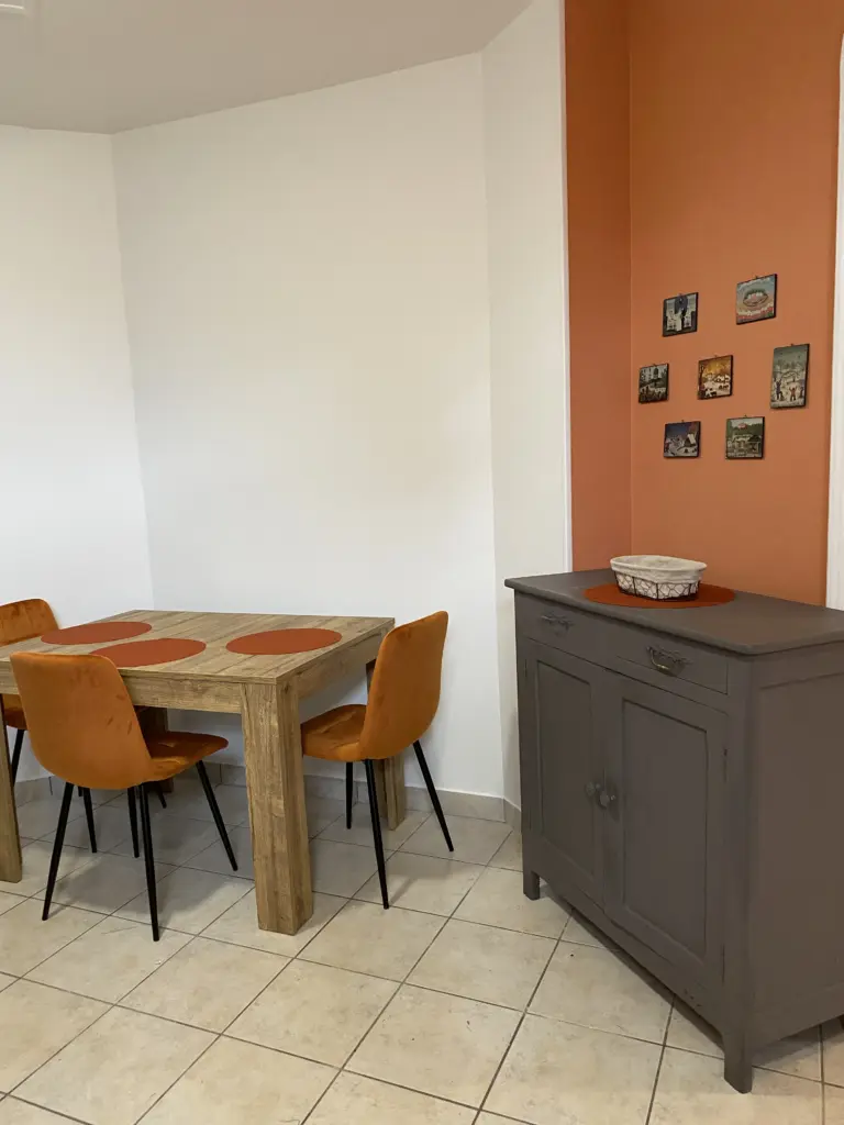 logement en location courte duree a neris les bains