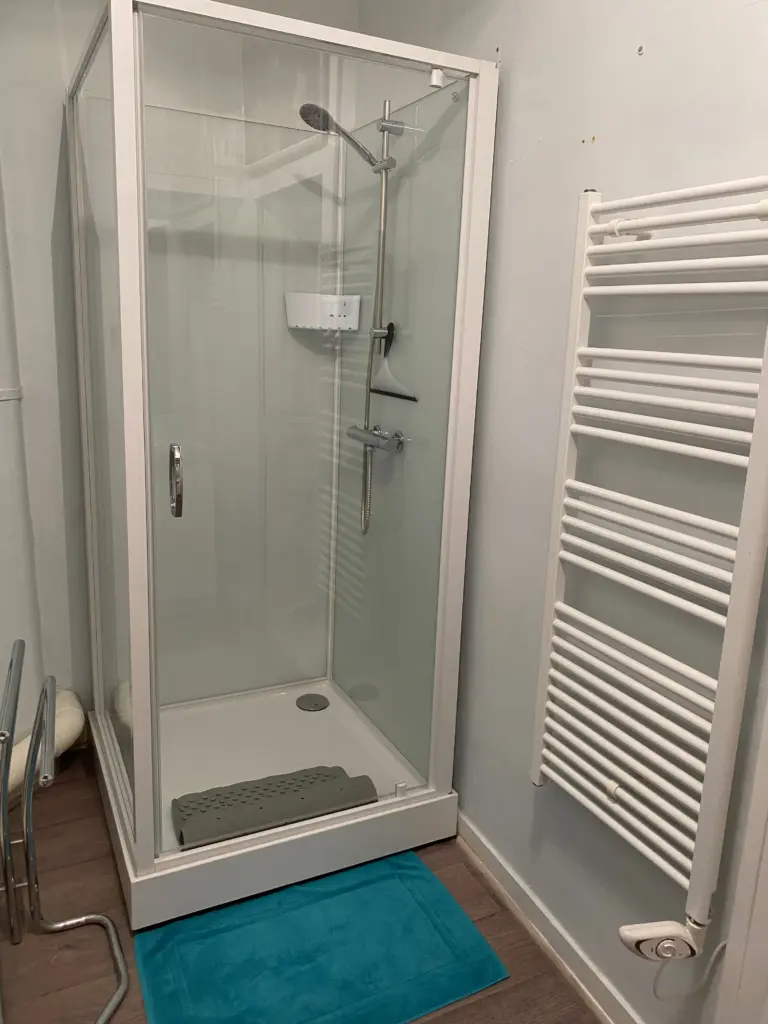 Logement champenois-à neris les bains