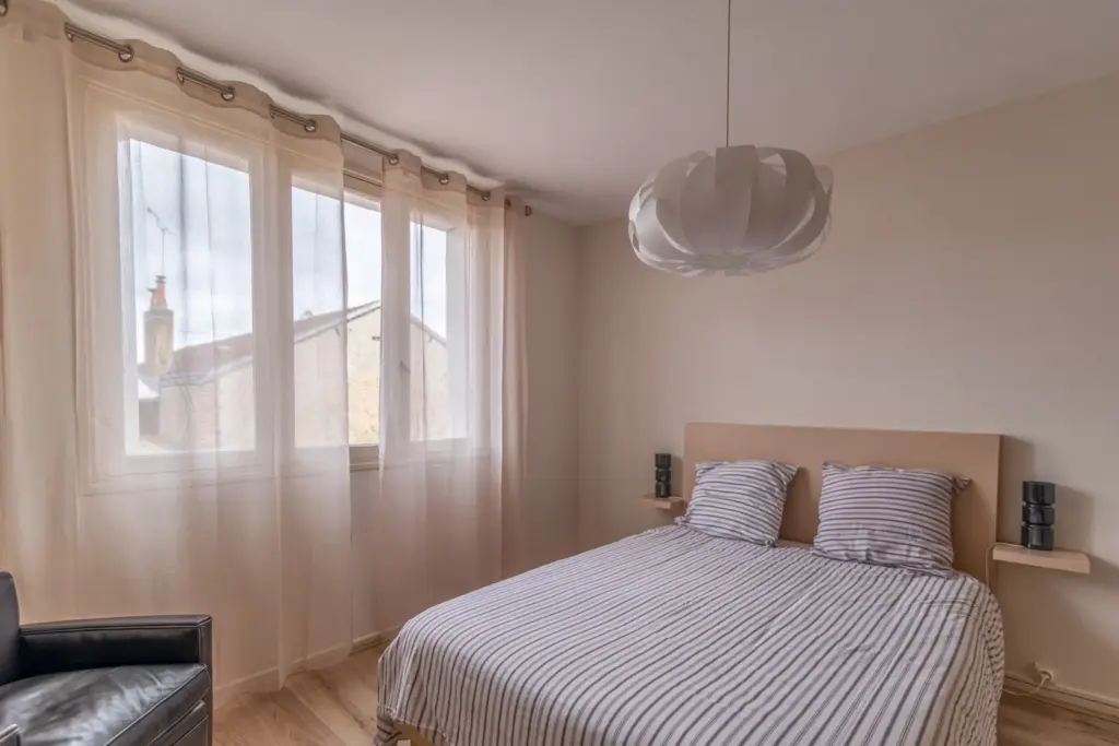 location appartement proche du centre thermal neris les bains Location appartement pour curiste cure thermal Néris-les-Bains