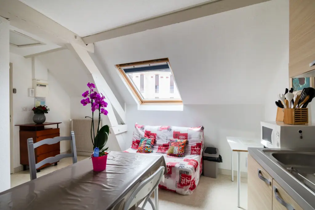 location-appartements-neris-les-bains-les-thermes-1 location appartements neris-les-bains les thermes