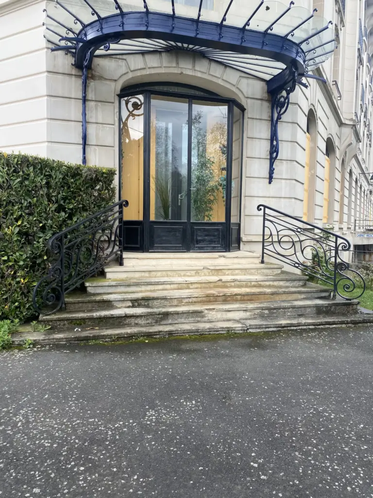 Chantilly appartement location pour cure thermal à Néris-les-Bains 03 allier 7