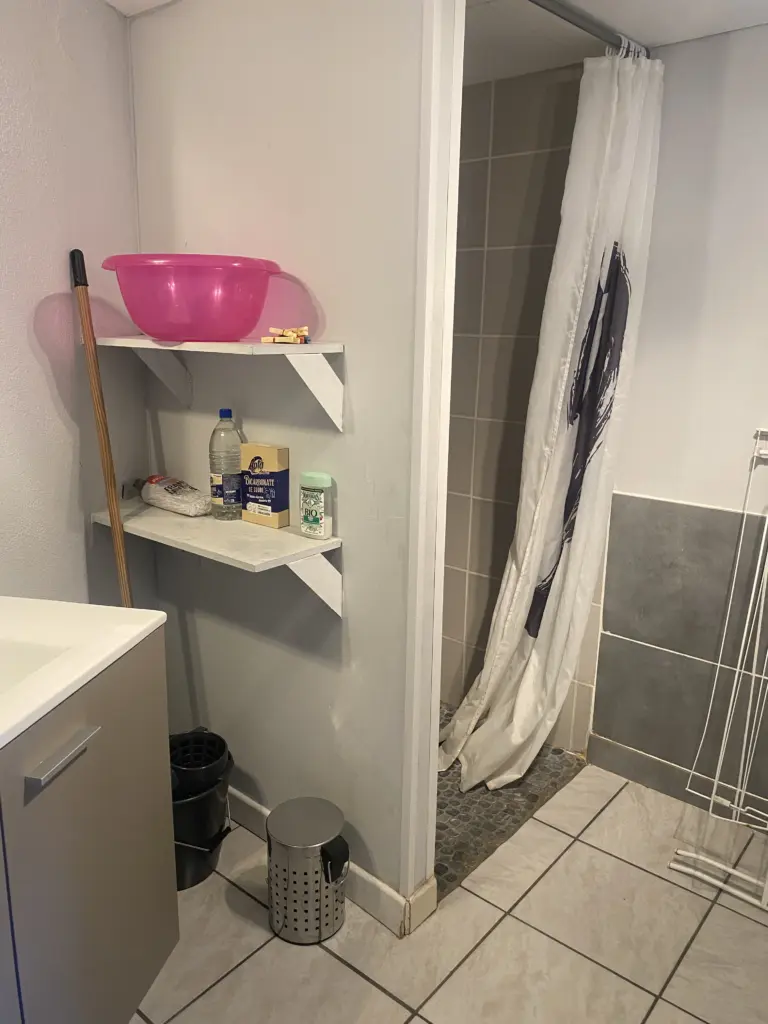 les volets bleus 2 appartement tout inclus location à néris les bains 2