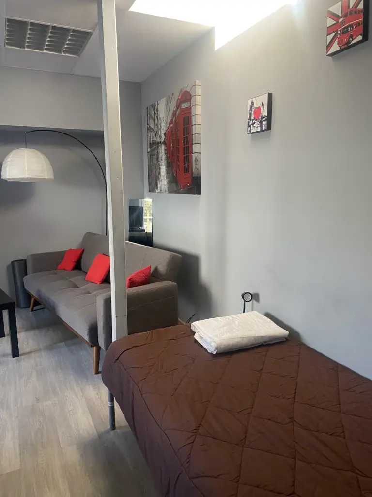 les volets bleus 2 appartement tout inclus location à néris les bains 5