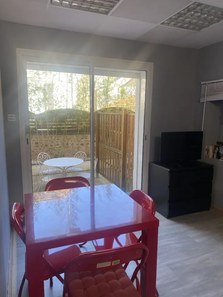 les volets bleus 2 appartement tout inclus location à néris les bains 6