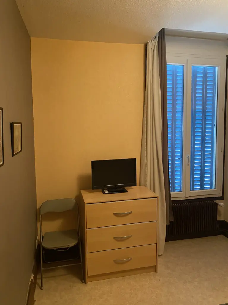 logement en location 3 semaines à neris les bians