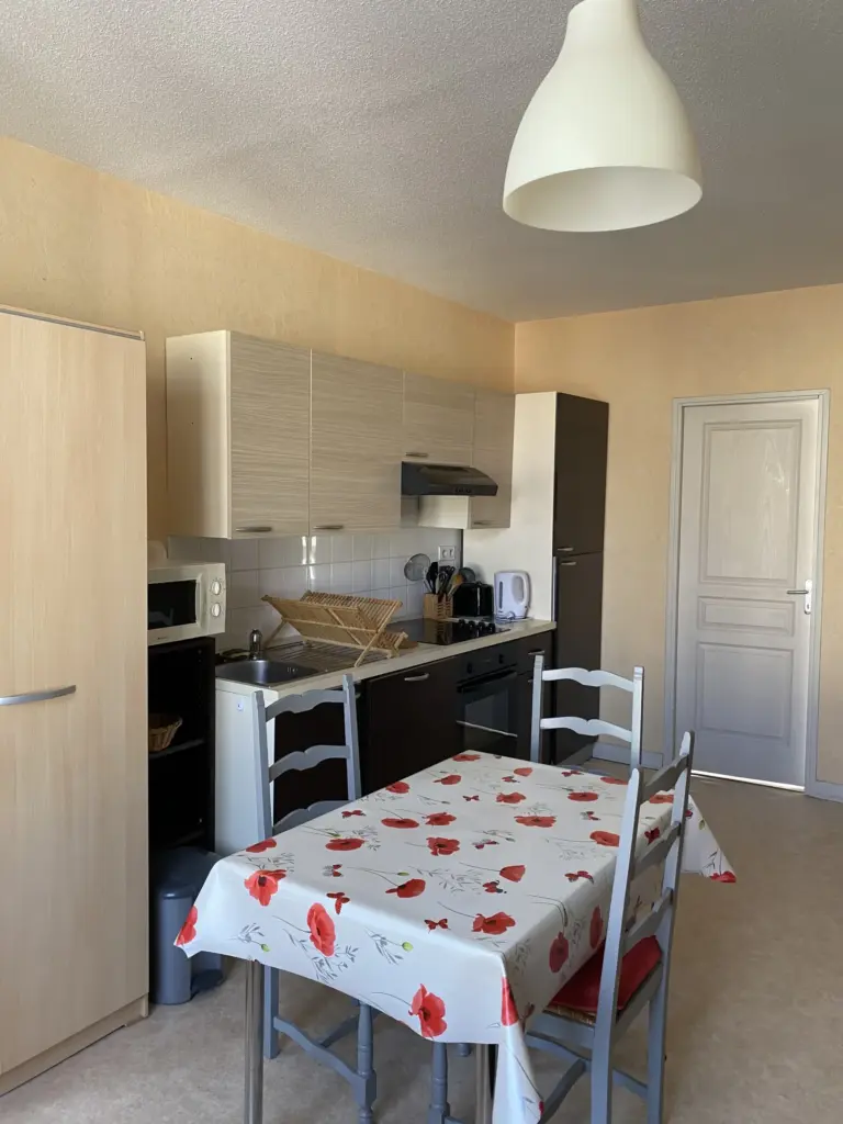 vila meryem 5 location à neris les bains1